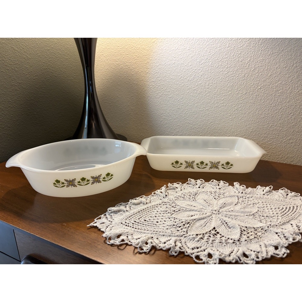Anchor Hocking Fire‎ King Meadow 1-1/2 Qt. Casserole & Square Baking Dish